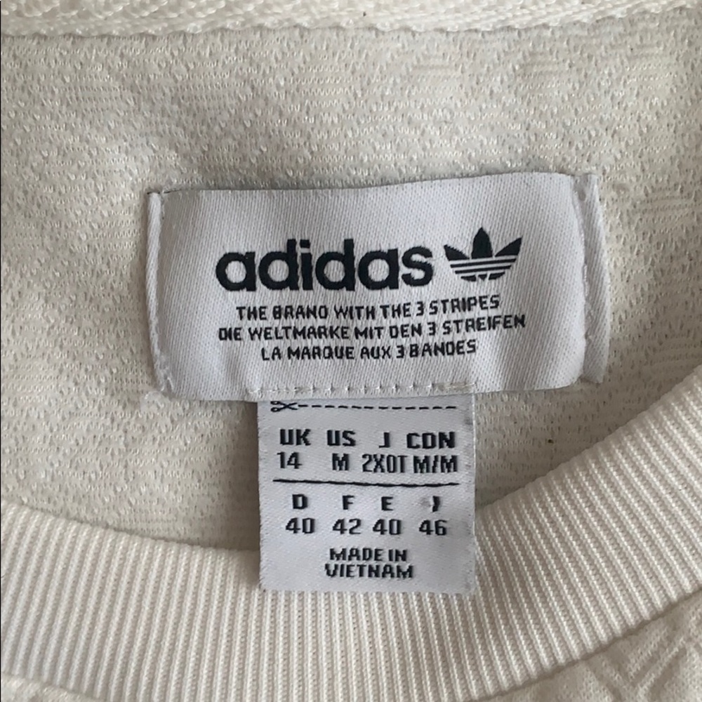 Adidas top - Picture 3 of 4